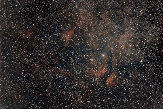 NGC 6910 - 19/07/2022 (25 photos, 200mm, pause 20 secondes, 3200 iso)