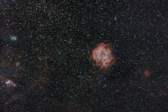 NGC 2237/38/44/46 (Nébuleuse de la Rosette, constellation de la Licorne) - 17/02/2025 (D810A - 200mm, 30 photos, pause 20 secondes, 3200 iso)